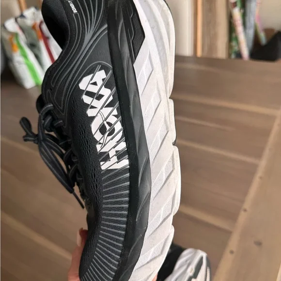 Hoka Bondi Running Shoes-Black 10.5 Medium - Picture 1 of 7